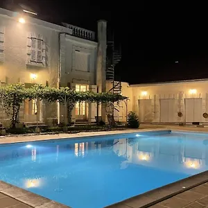 Logis Veles Bed & Breakfast